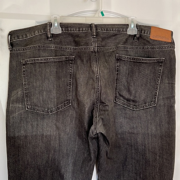 Old Navy Slim Fit Men’s Jeans - Picture 5 of 11